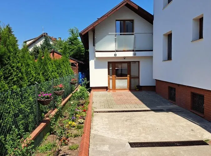 Dach Nad Glowa Сasa de vacaciones Szczecinek